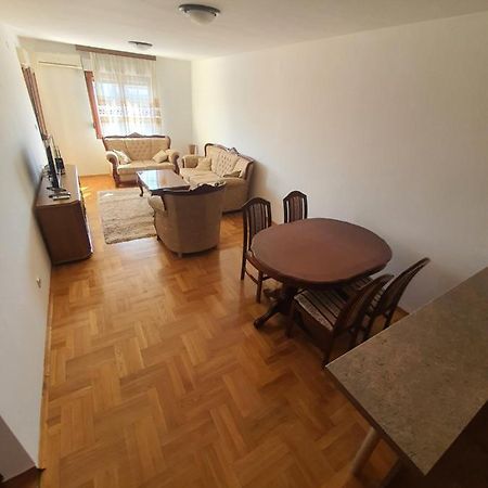 Oksana Apartment Подгорица Екстериор снимка