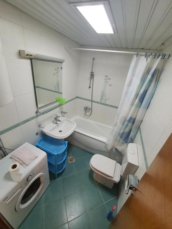 Oksana Apartment Подгорица Екстериор снимка