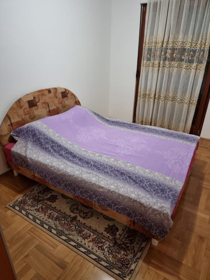 Oksana Apartment Подгорица Екстериор снимка