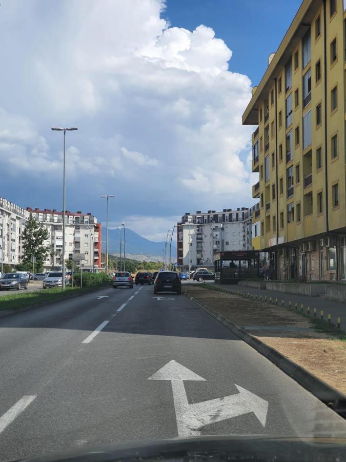Oksana Apartment Подгорица Екстериор снимка